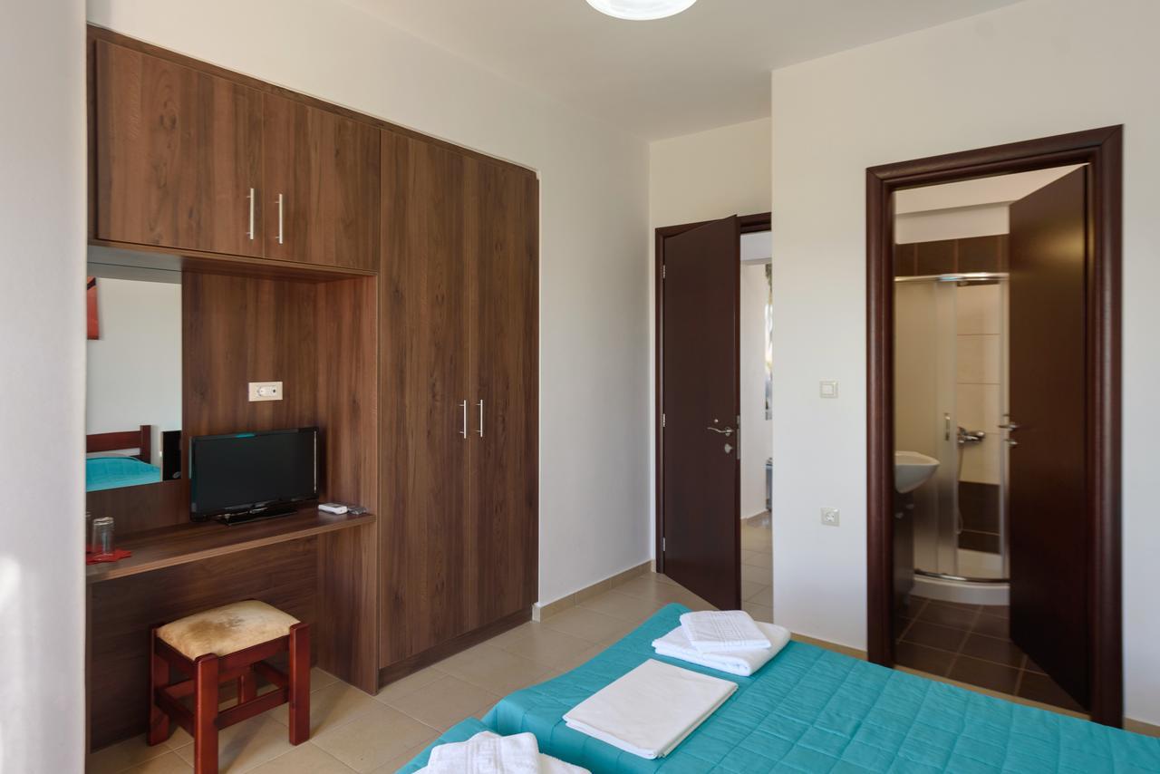 Elpidis Villa Kokkinos Pirgos Esterno foto